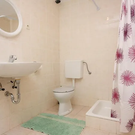 شقة Family Friendly Seaside Jagodna, Hvar - 3250