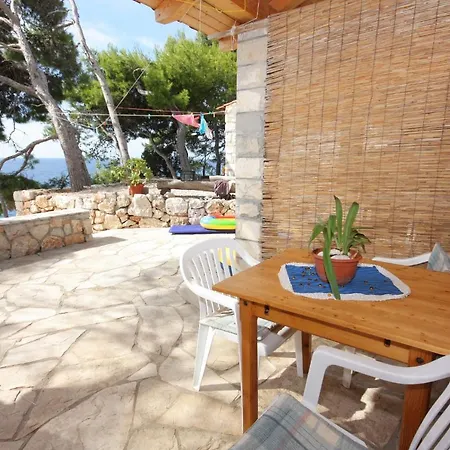 Family Friendly Seaside Jagodna, Hvar - 3250 شقة *
